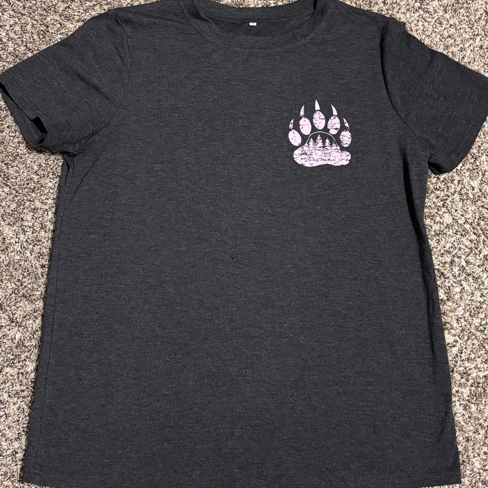 Custom Women’s Mama Bear T Shirt. Fits M/L.